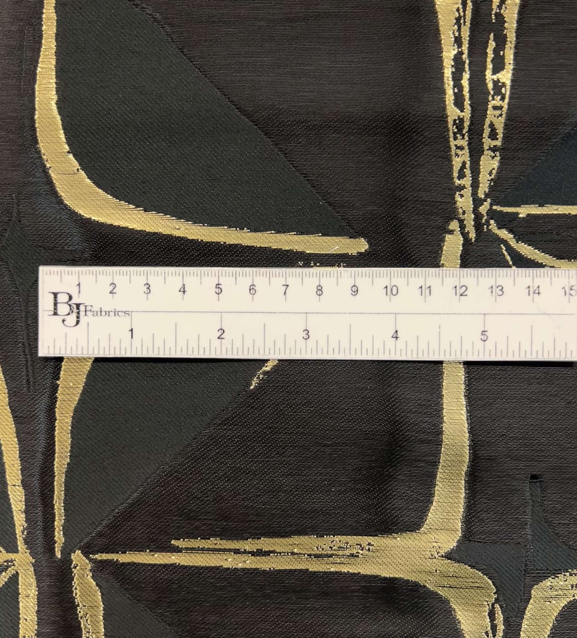 Geometric Lamé Liquid Fil Coupe Brocade in Gold Black