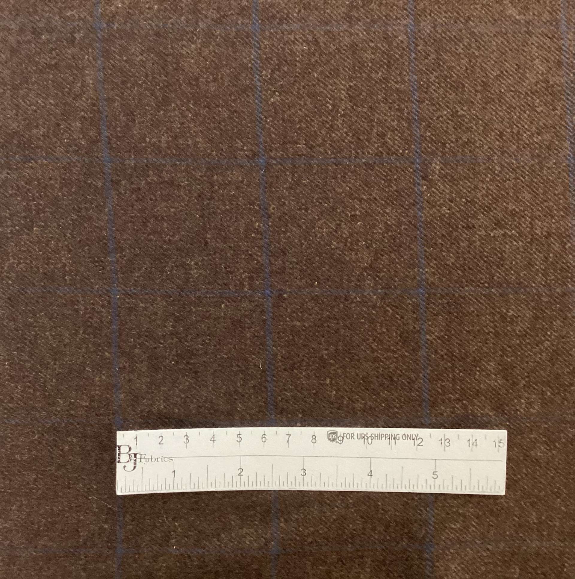 Scottish Cashmere Windowpane In Chocolate 