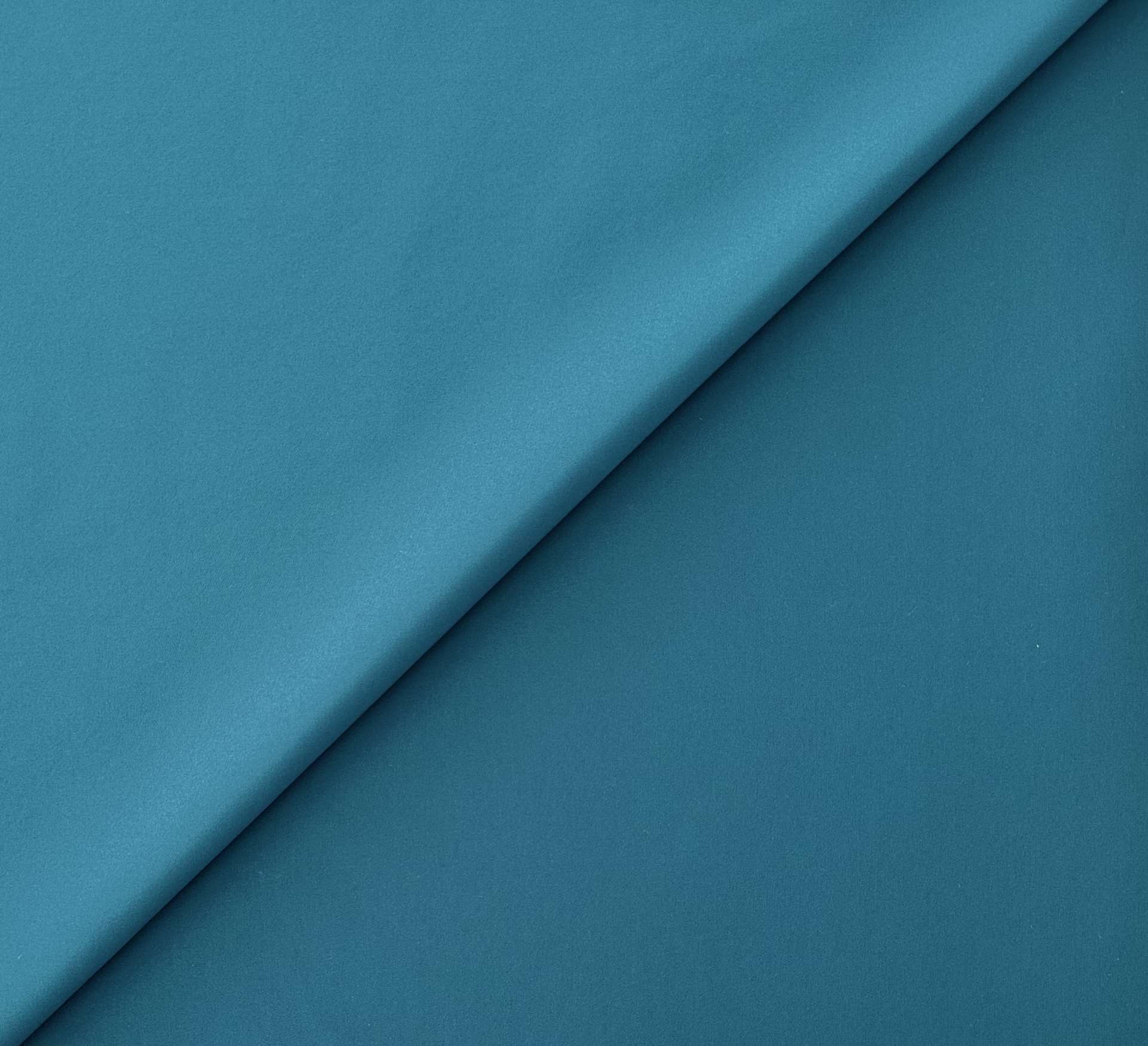 Sustainable "Dintex" Fleeceback Rainwear in Aegean Blue Black