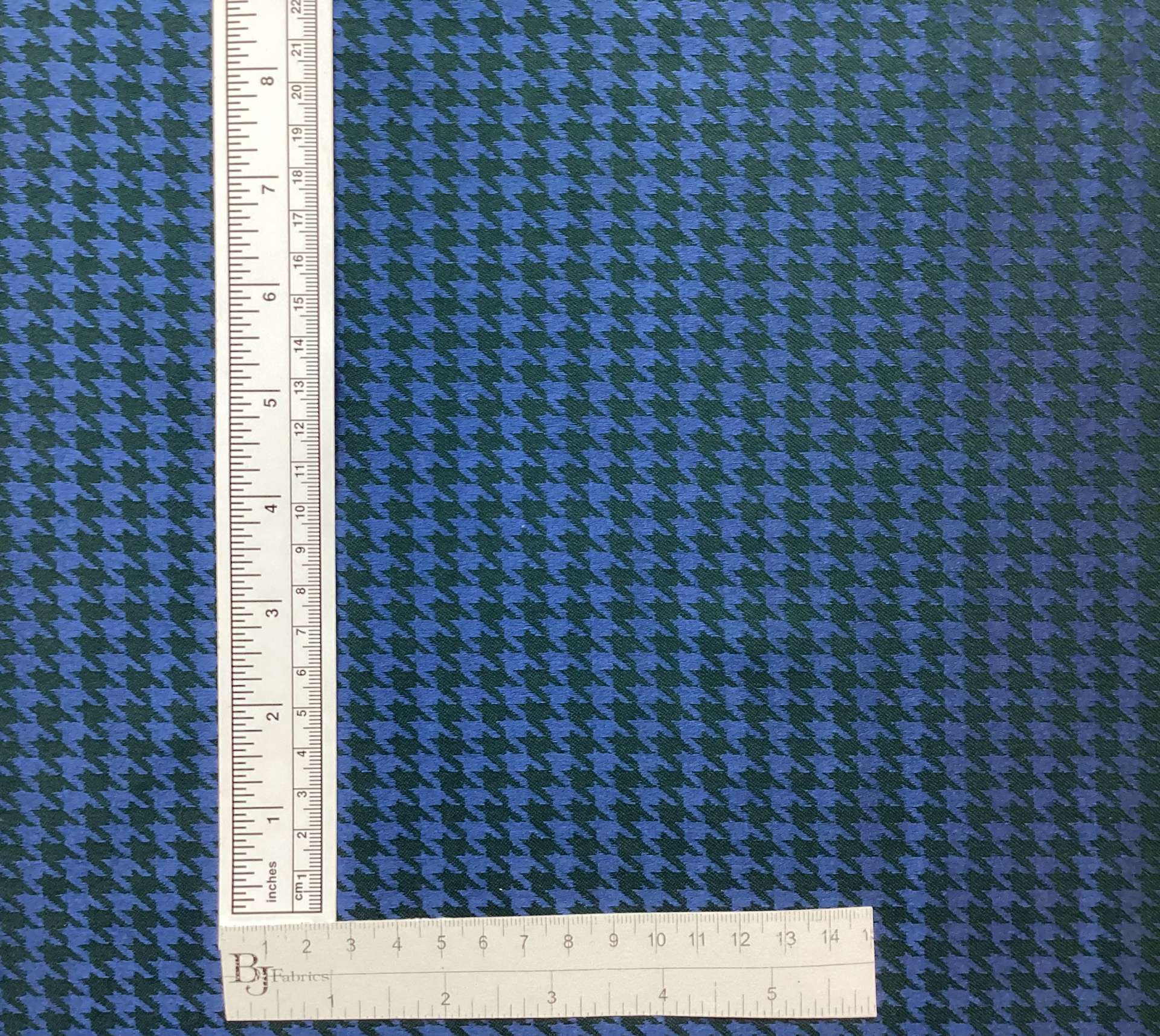 Silk & Wool Jacquard Houndstooth Pattern In Lake