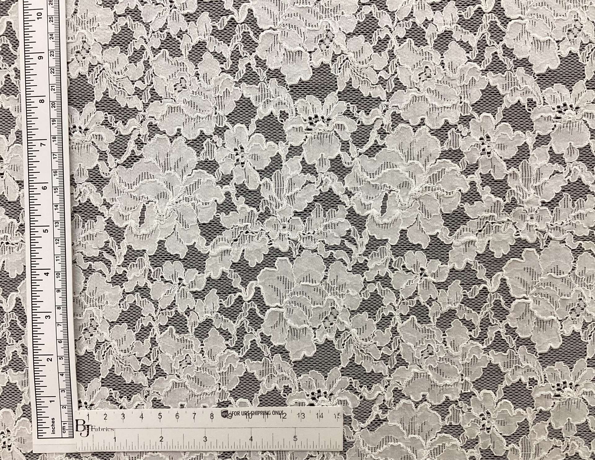 Domestic Stretch Chantilly Lace In Pearl