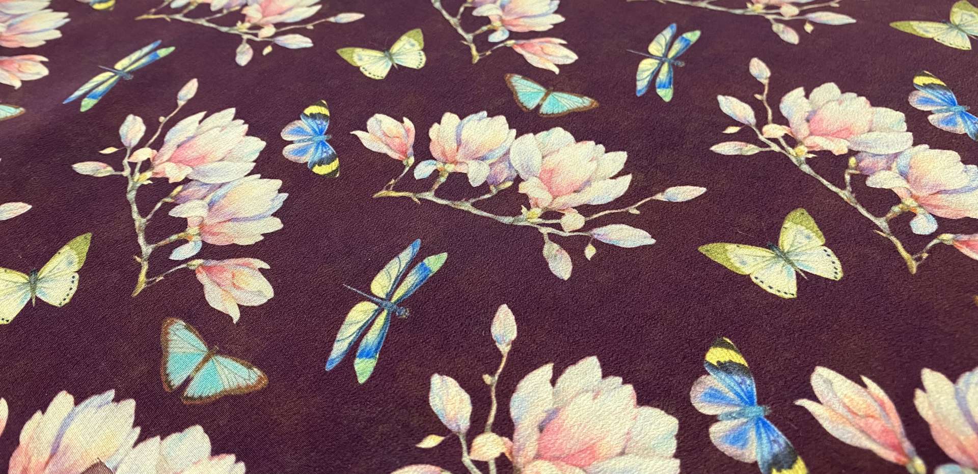 Made in Italy 100% Washed Silk Crepe De Chine Fabric in Warehouse
