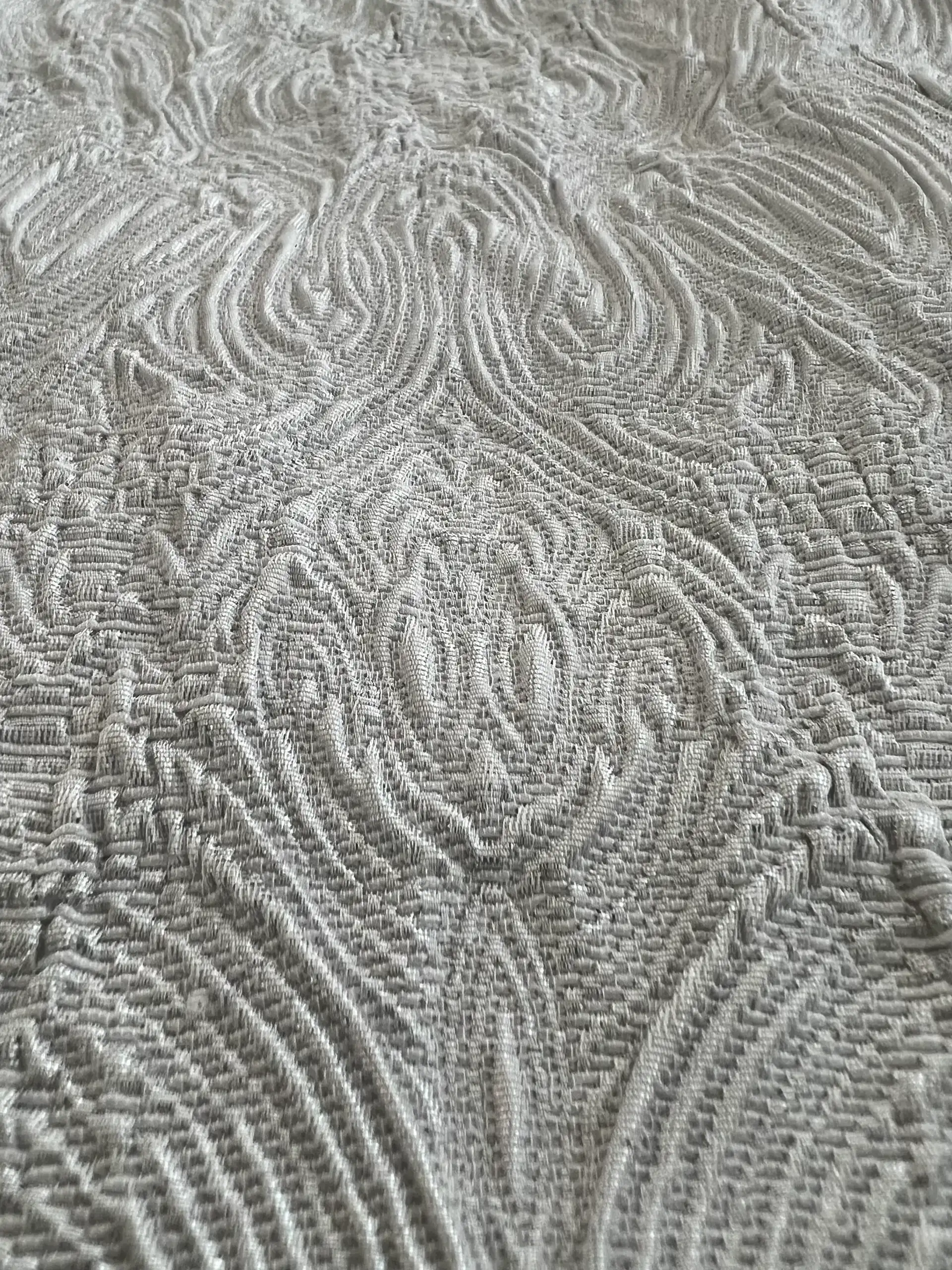 Stretch Cloqué in Lurex Silver