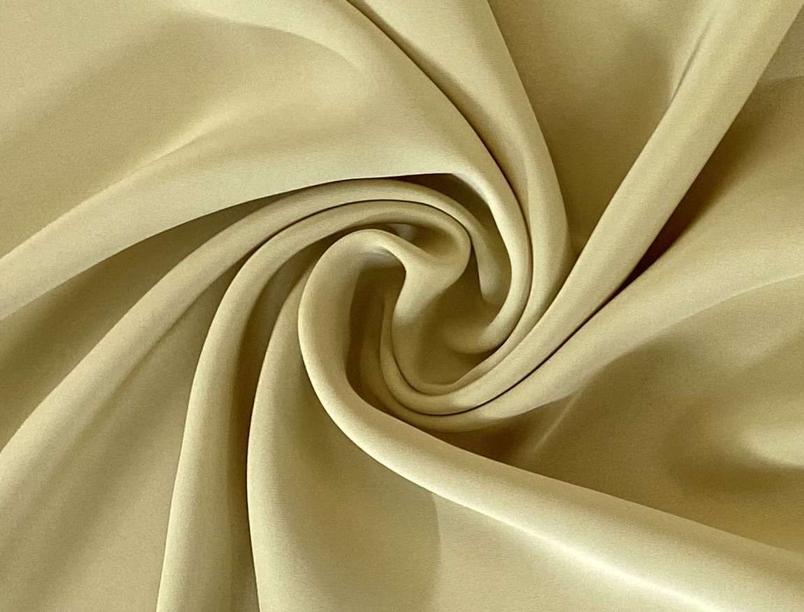 Pure Silk Crepe in Champagne
