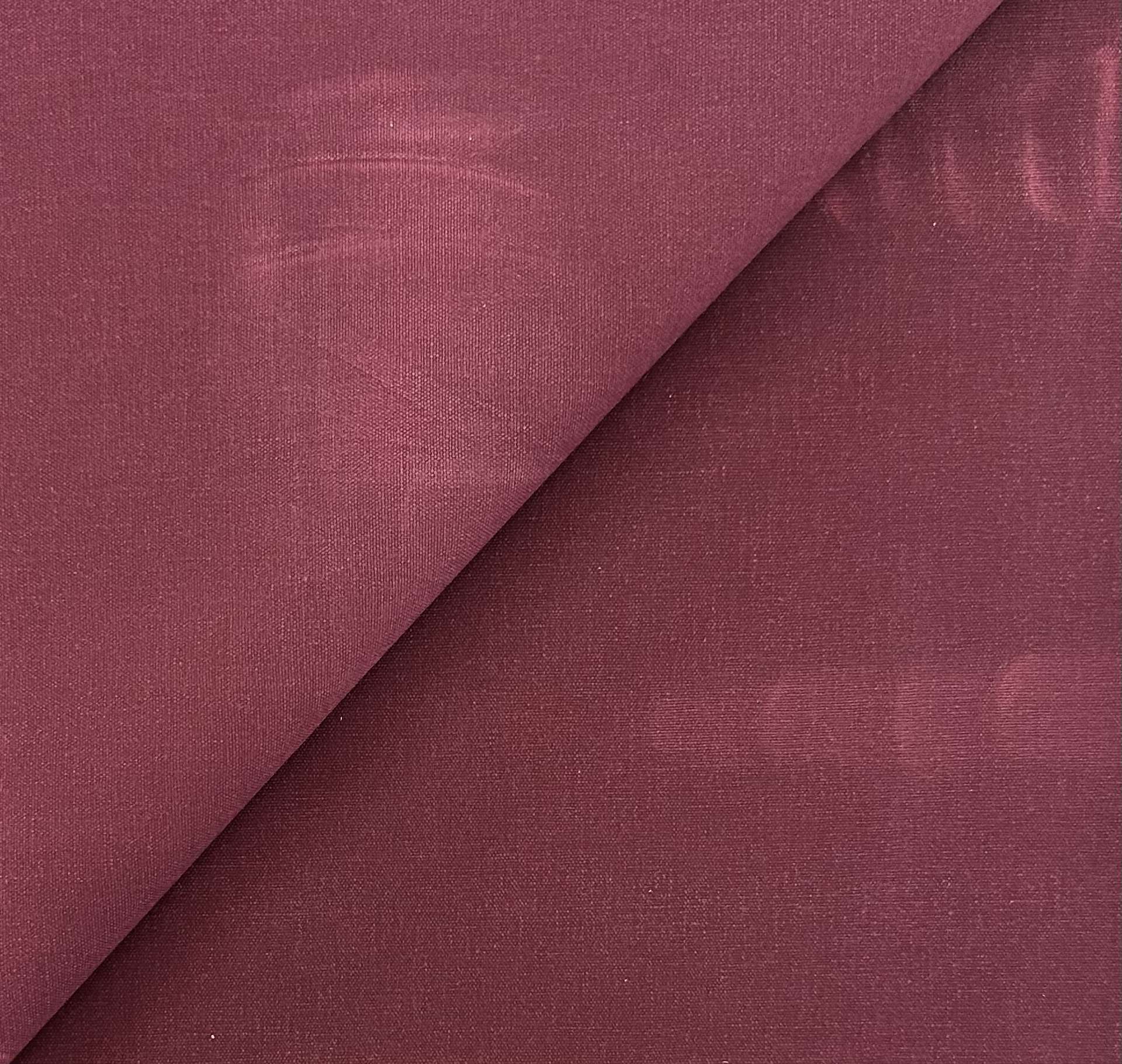 10 oz Cotton Wax Cloth in Burgundy