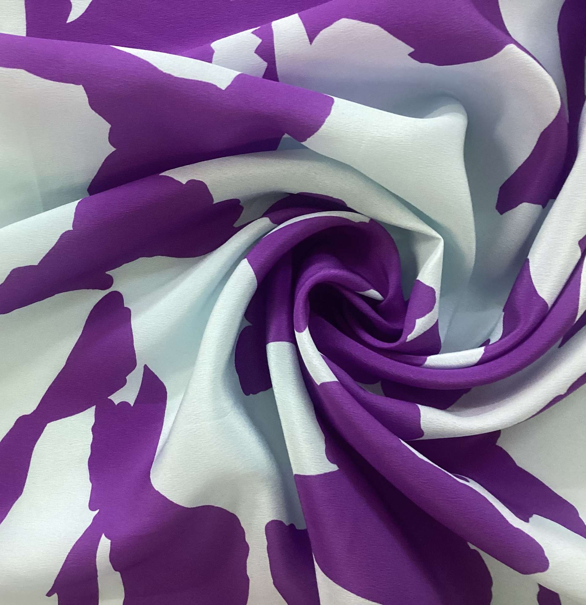 100% Silk Crepe De Chine Abstract Print 