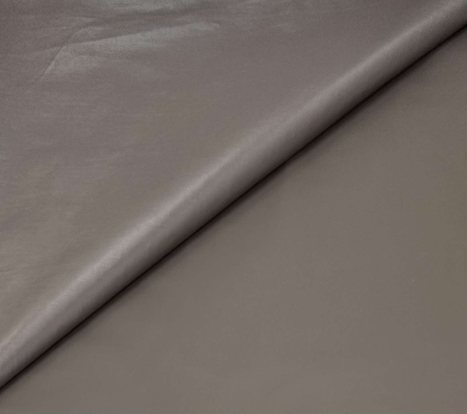Tyvek in Brown
