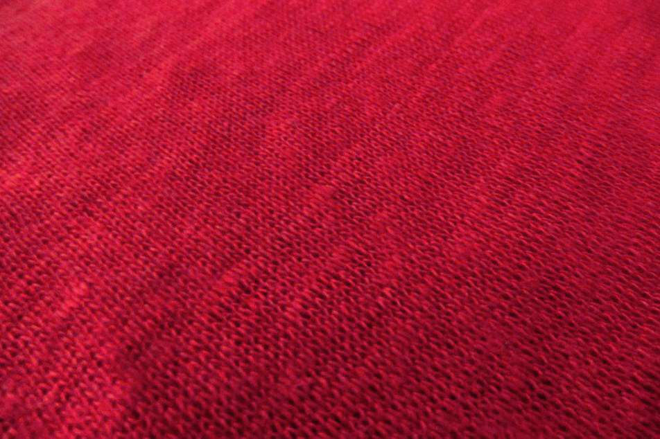 Sustainable Linen Knit in Red