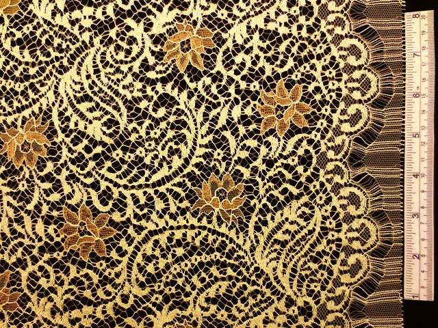 Chantilly Lace0