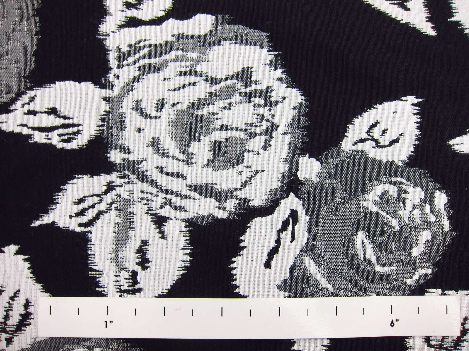 Cotton and Poly Blend Doubleface Damask0