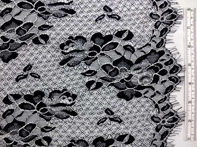 Chantilly Lace0