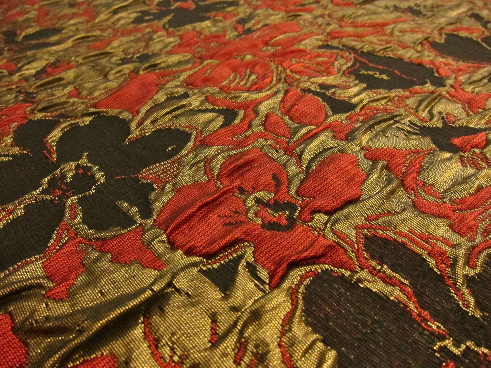Metallic Cloqué2