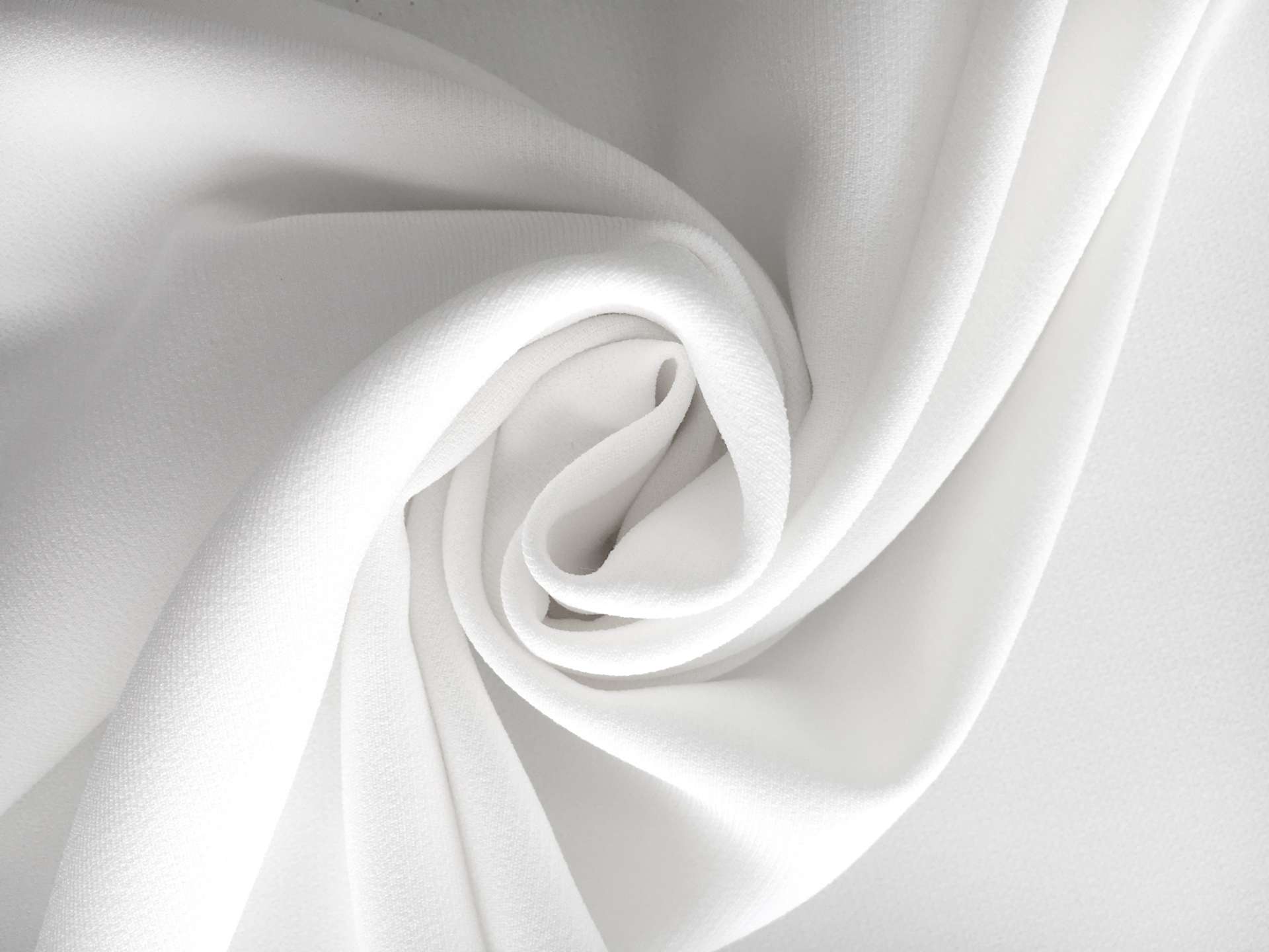 Sponge Crepe in White0