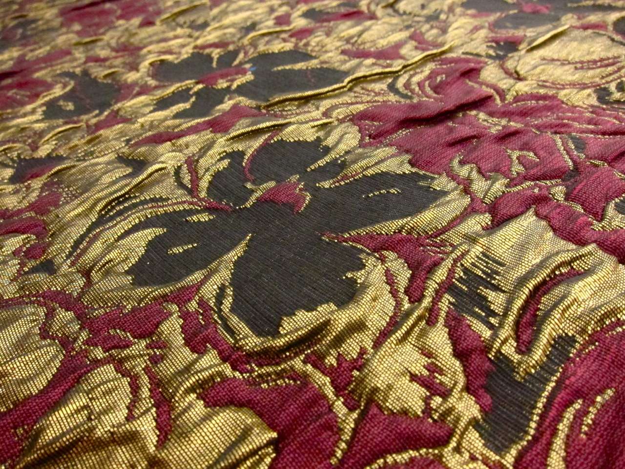 Metallic Cloqué2