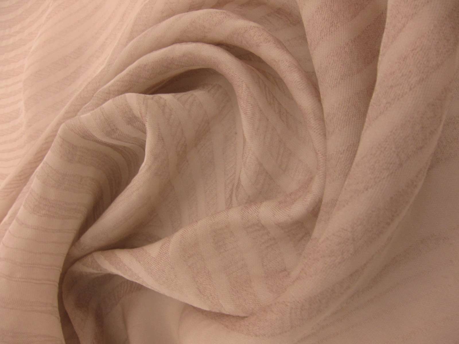 Calvin Klein Novelty Silk Jacquard Georgette2