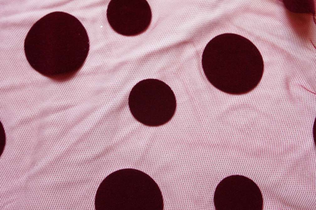 Flocked Dots on Illusion