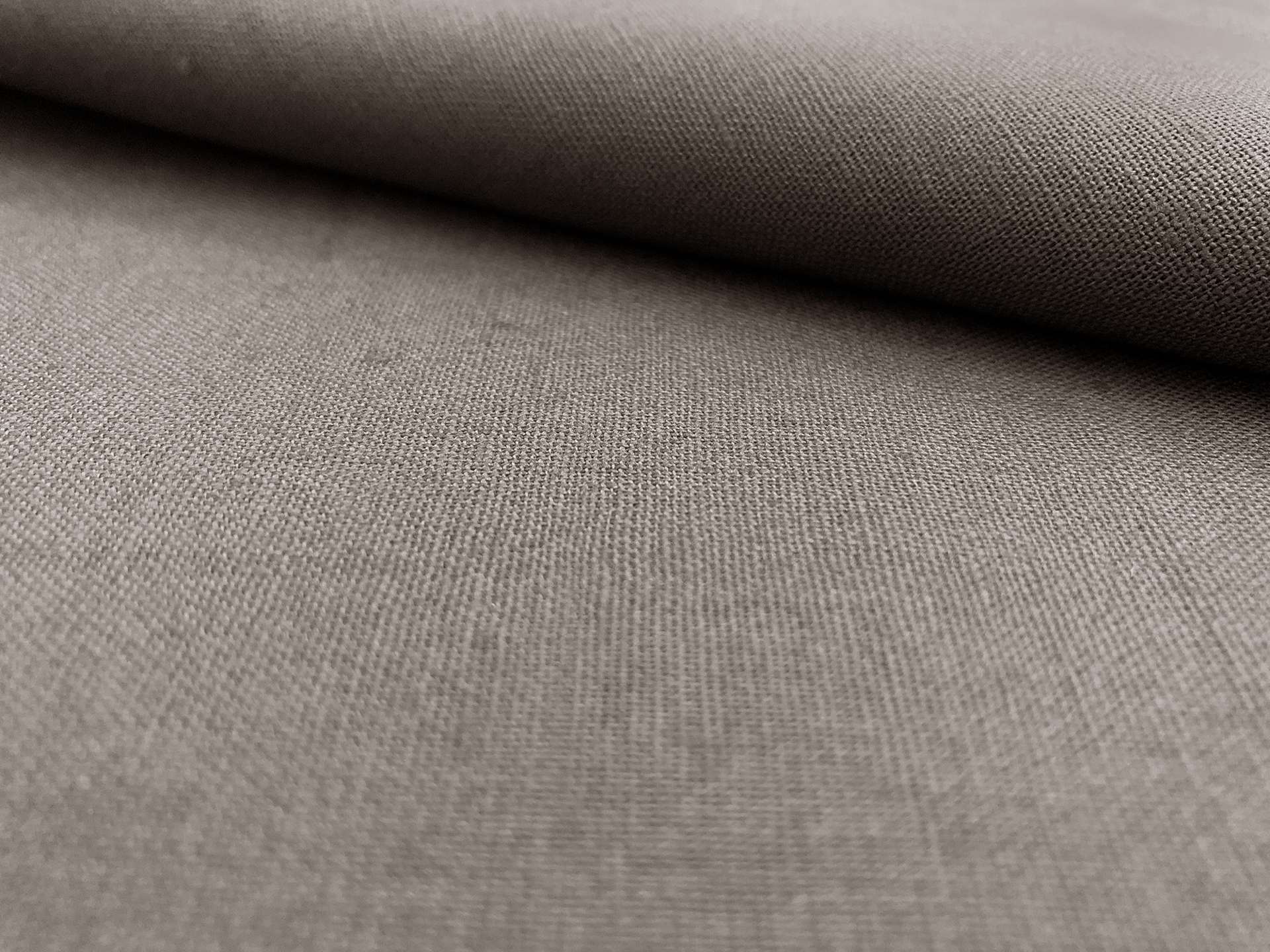 Linen Cotton Blend in Pepper