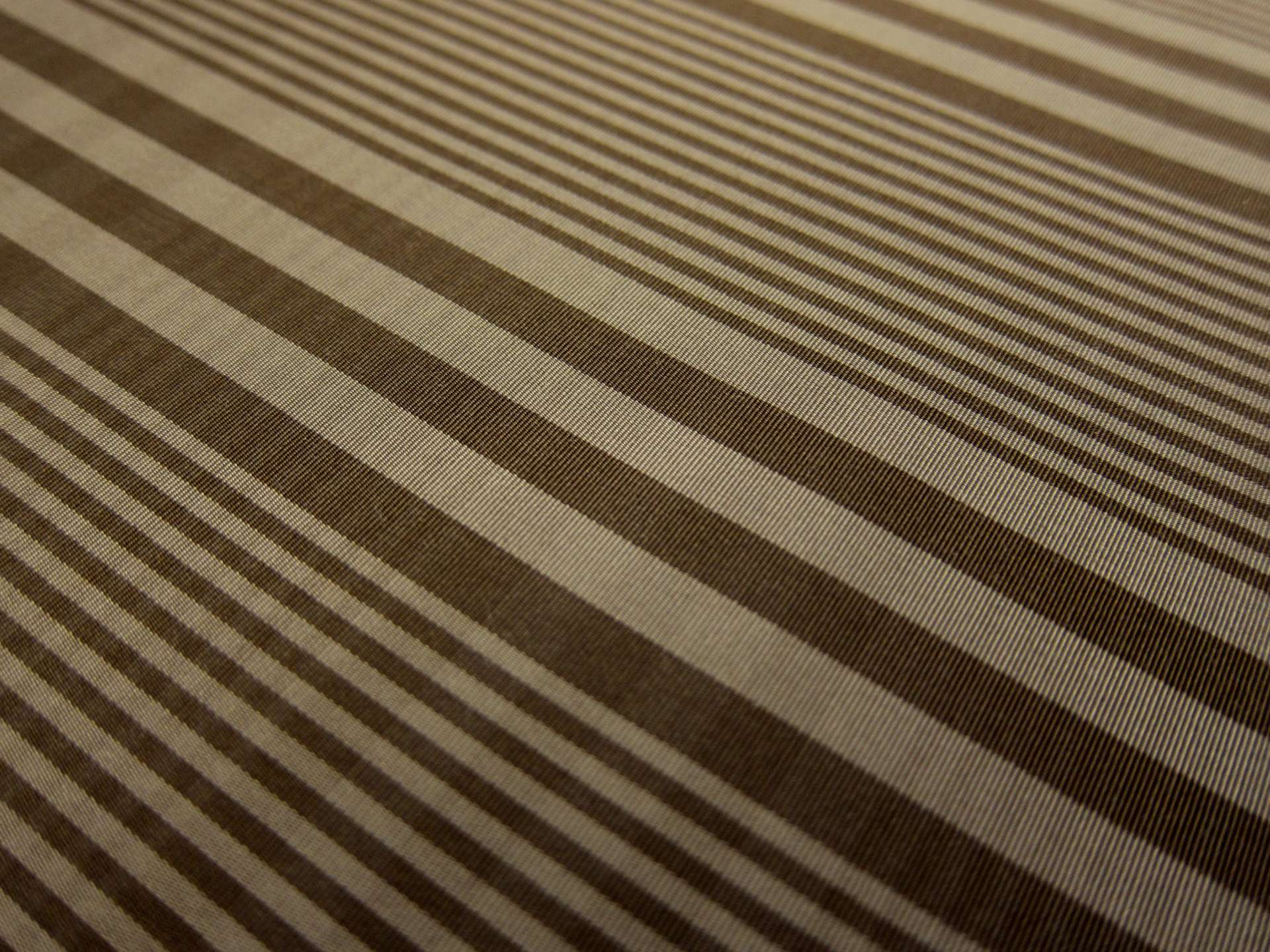 Silk Wolven Gros de Londres2