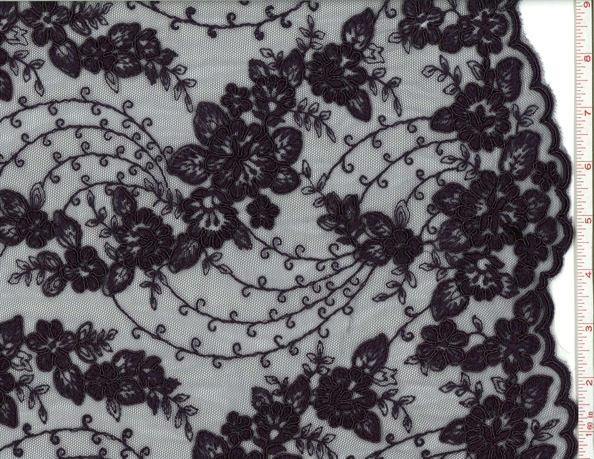 EMBROIDERED ILLUSION0