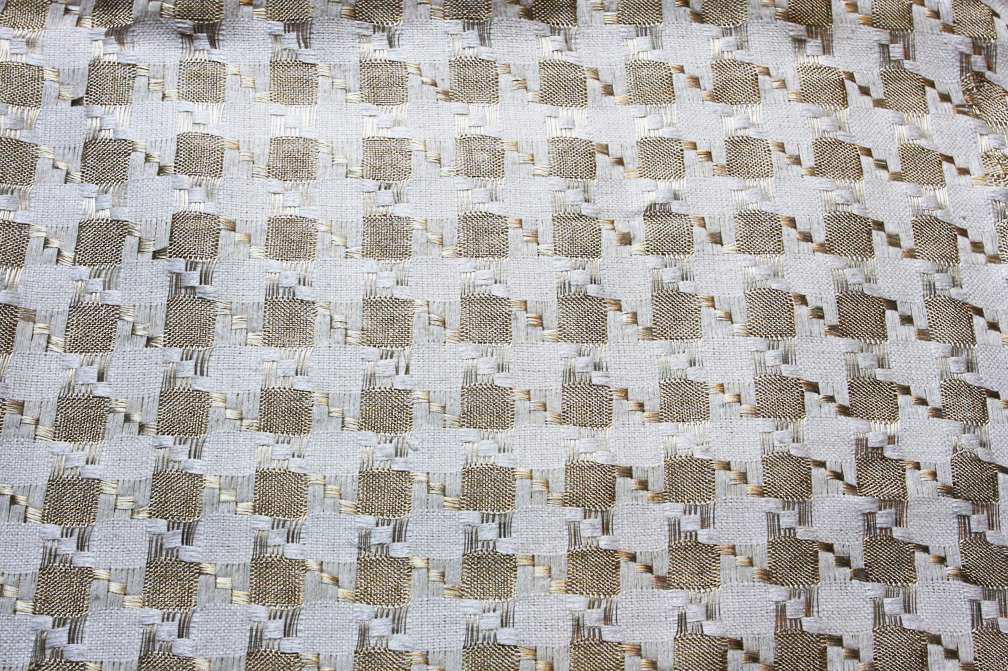 Metallic Cotton in Ivory and Gold0