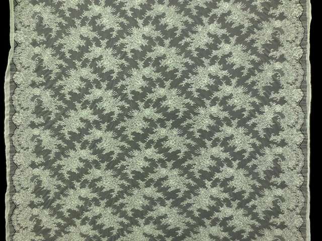 Beaded Chantilly Lace3