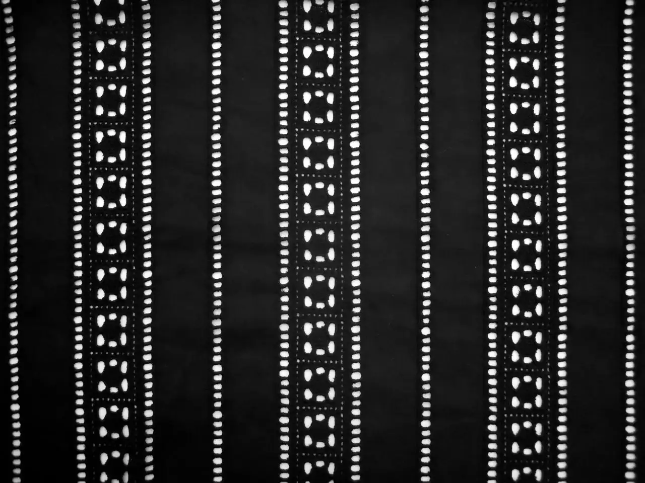 Cotton Eyelet0