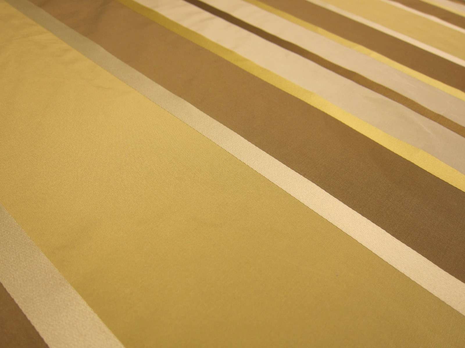 Silk Taffeta Satin Stripe2
