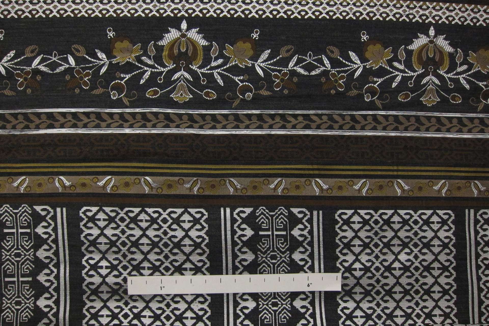 Metallic Brocade0