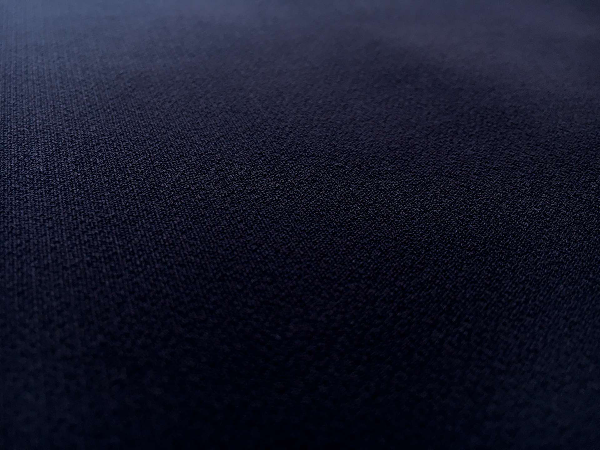 Sponge Crepe in Navy1