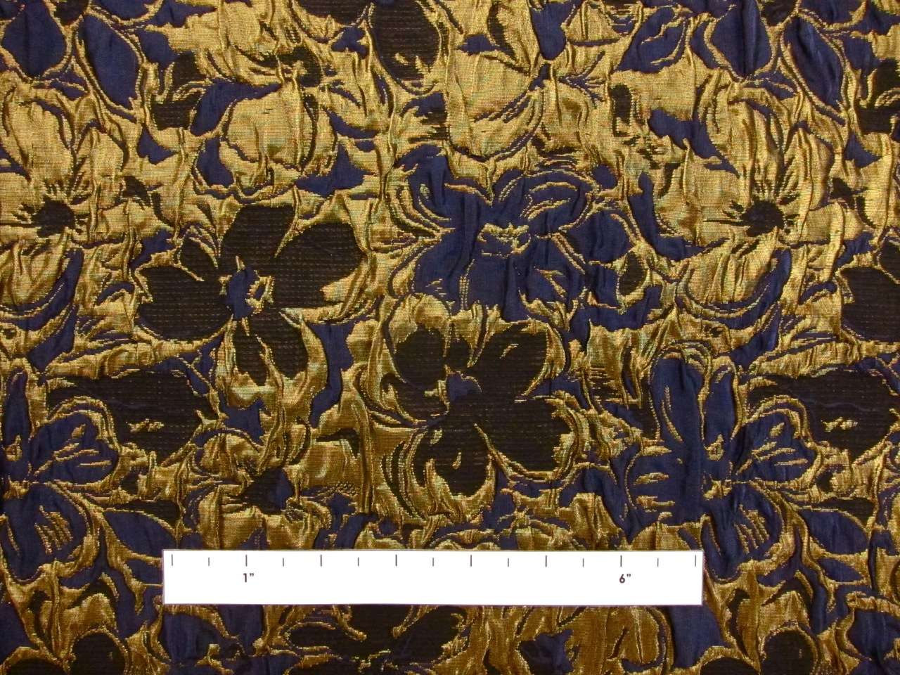 Metallic Cloqué1