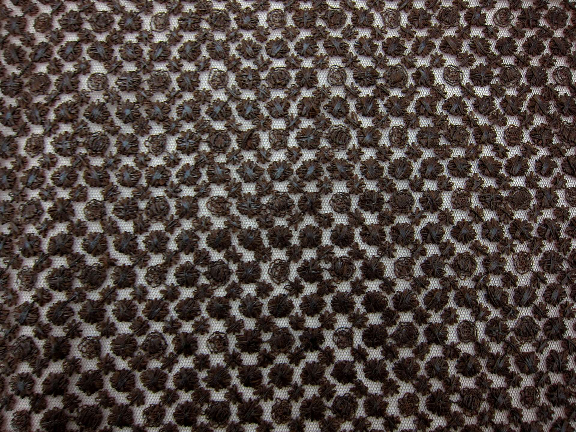 Embroidered Illusion0