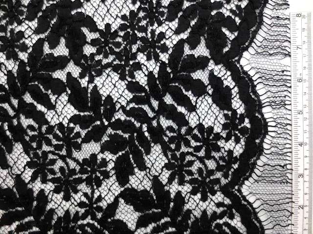 Chantilly Lace0