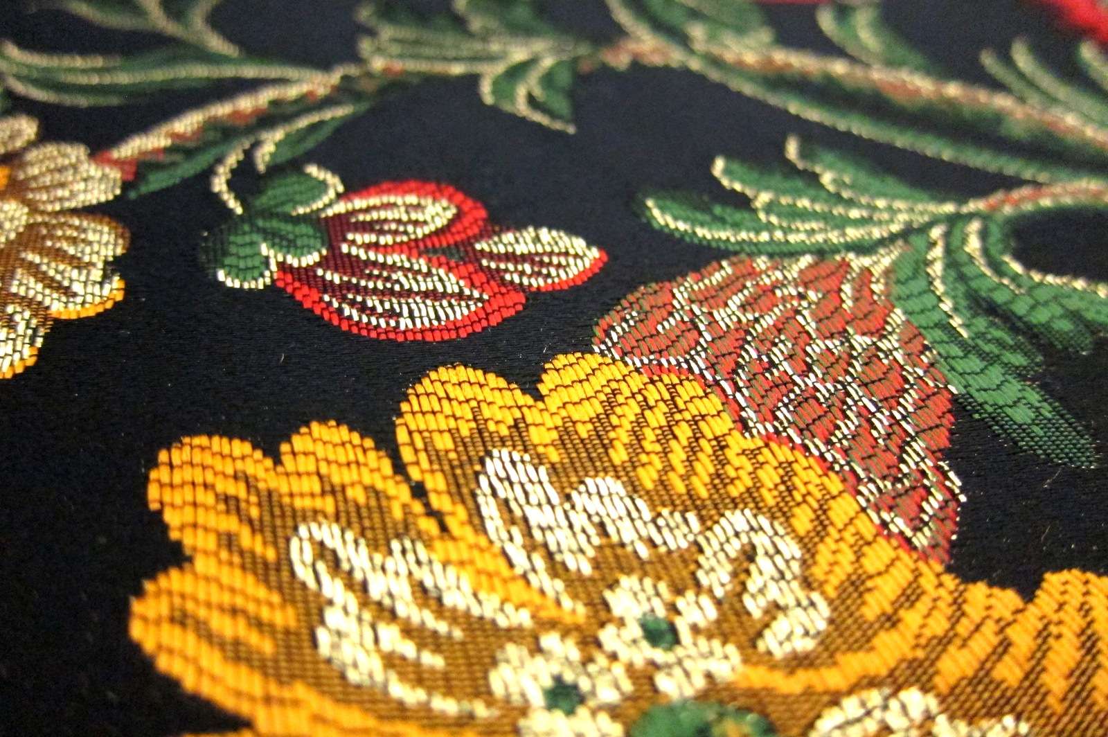Metallic Brocade2