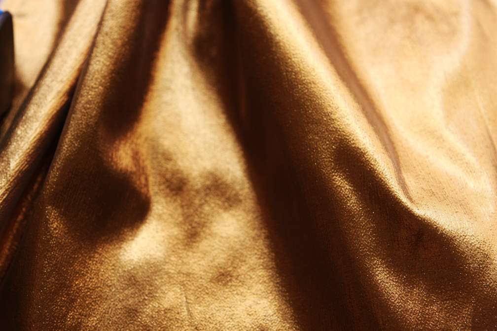 Tissue Lamé in Brandy1