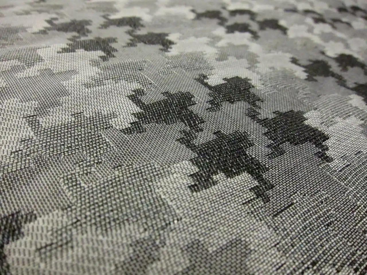 Metallic Houndstooth Brocade2