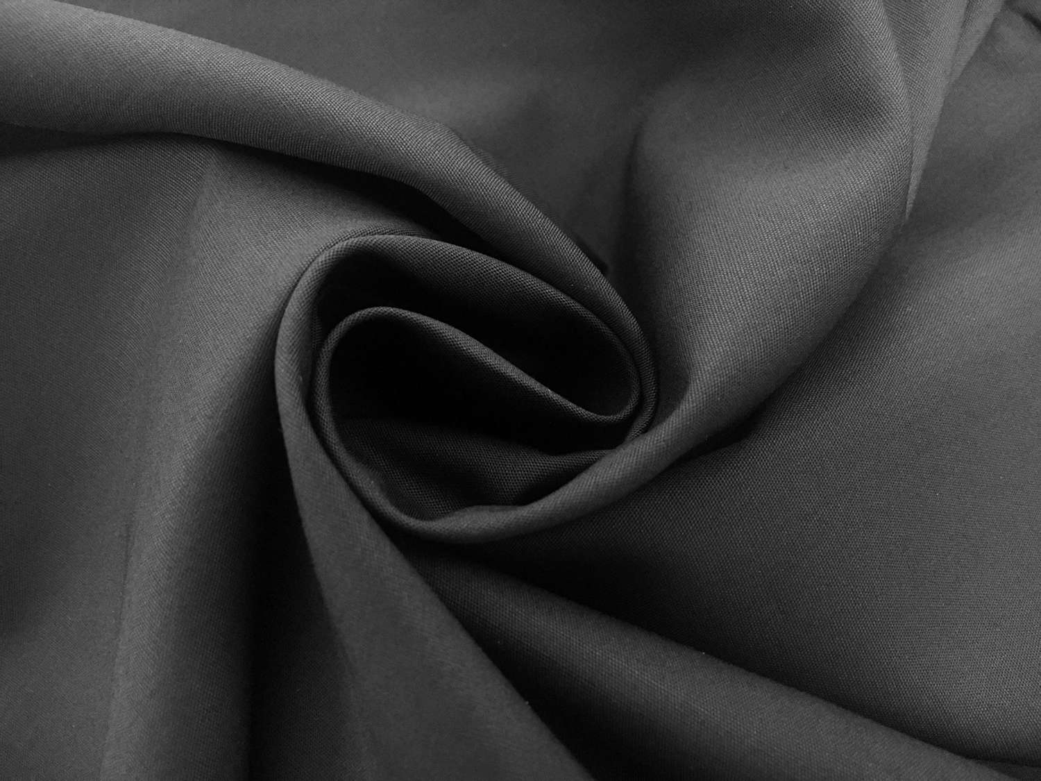 Cotton Poplin in Black1