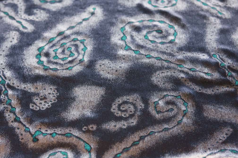 Sparkle Painted Panné Velvet2