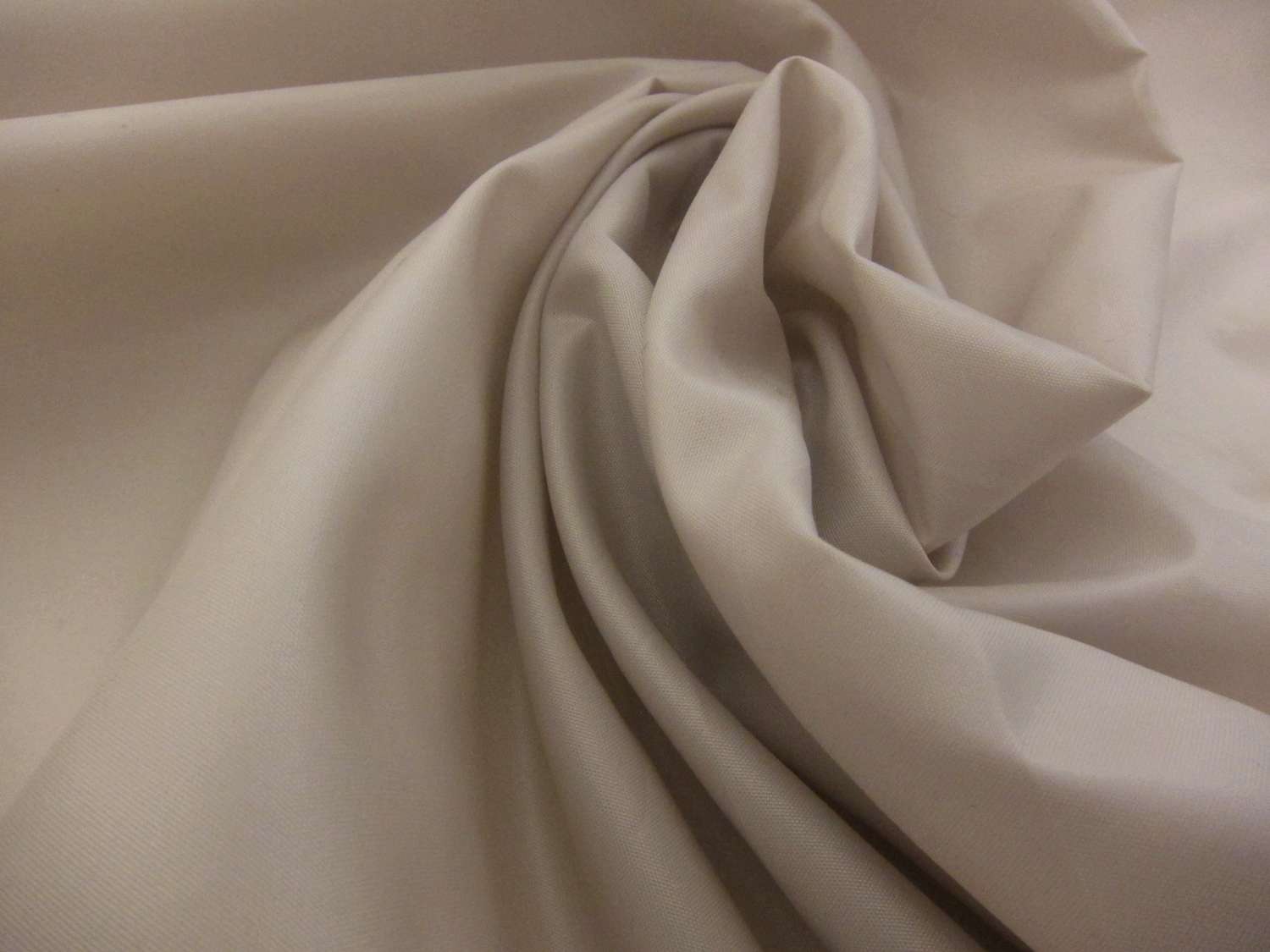 Japanese Polyester Ciré Rainwear In Beige0