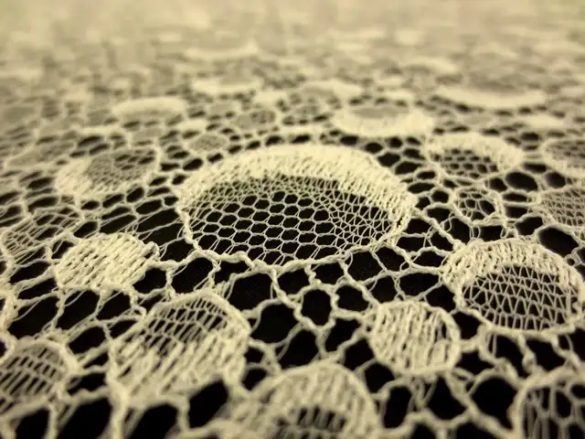 Chantilly Lace2