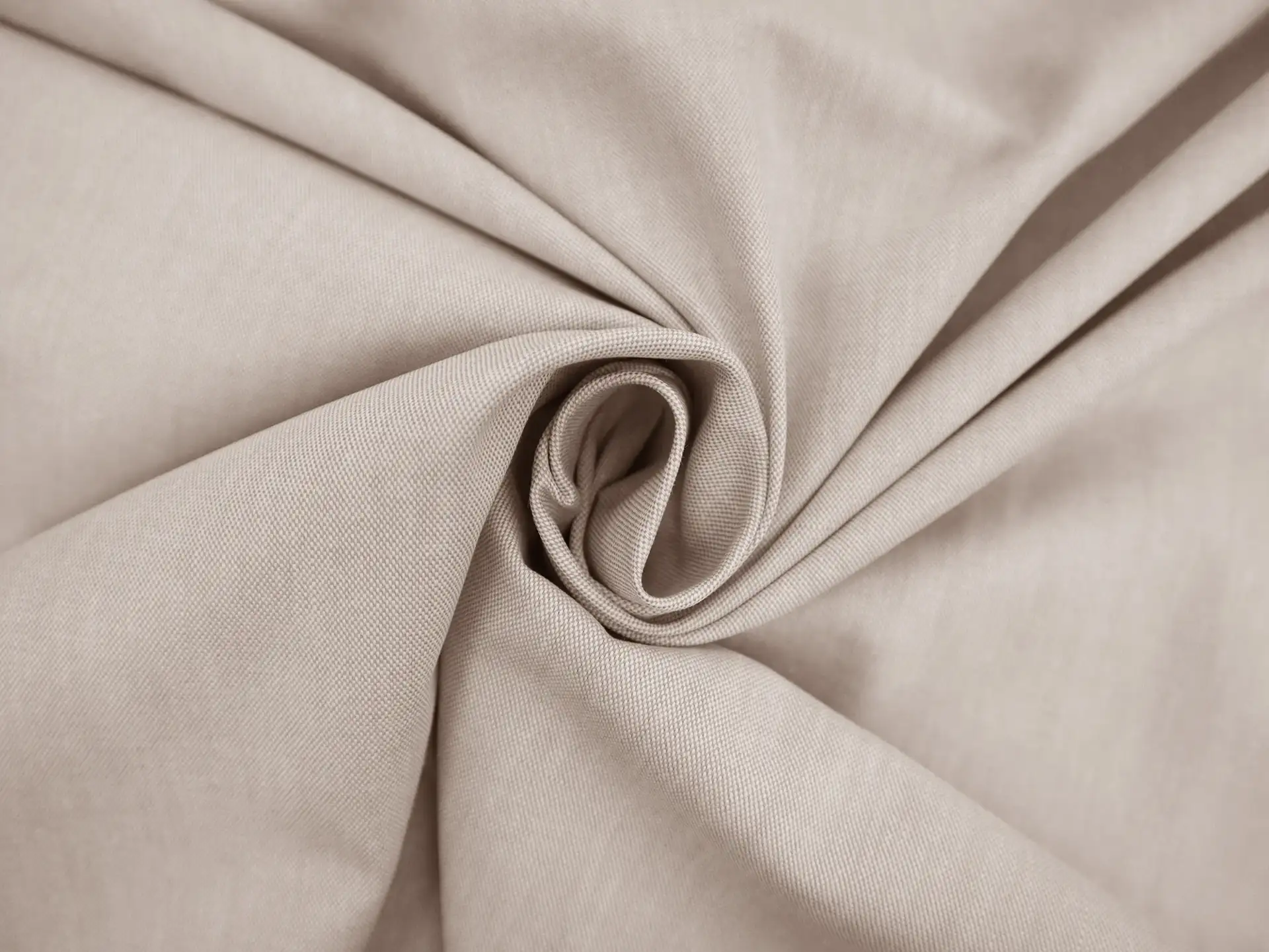 Pima Cotton Oxford in Taupe Brown