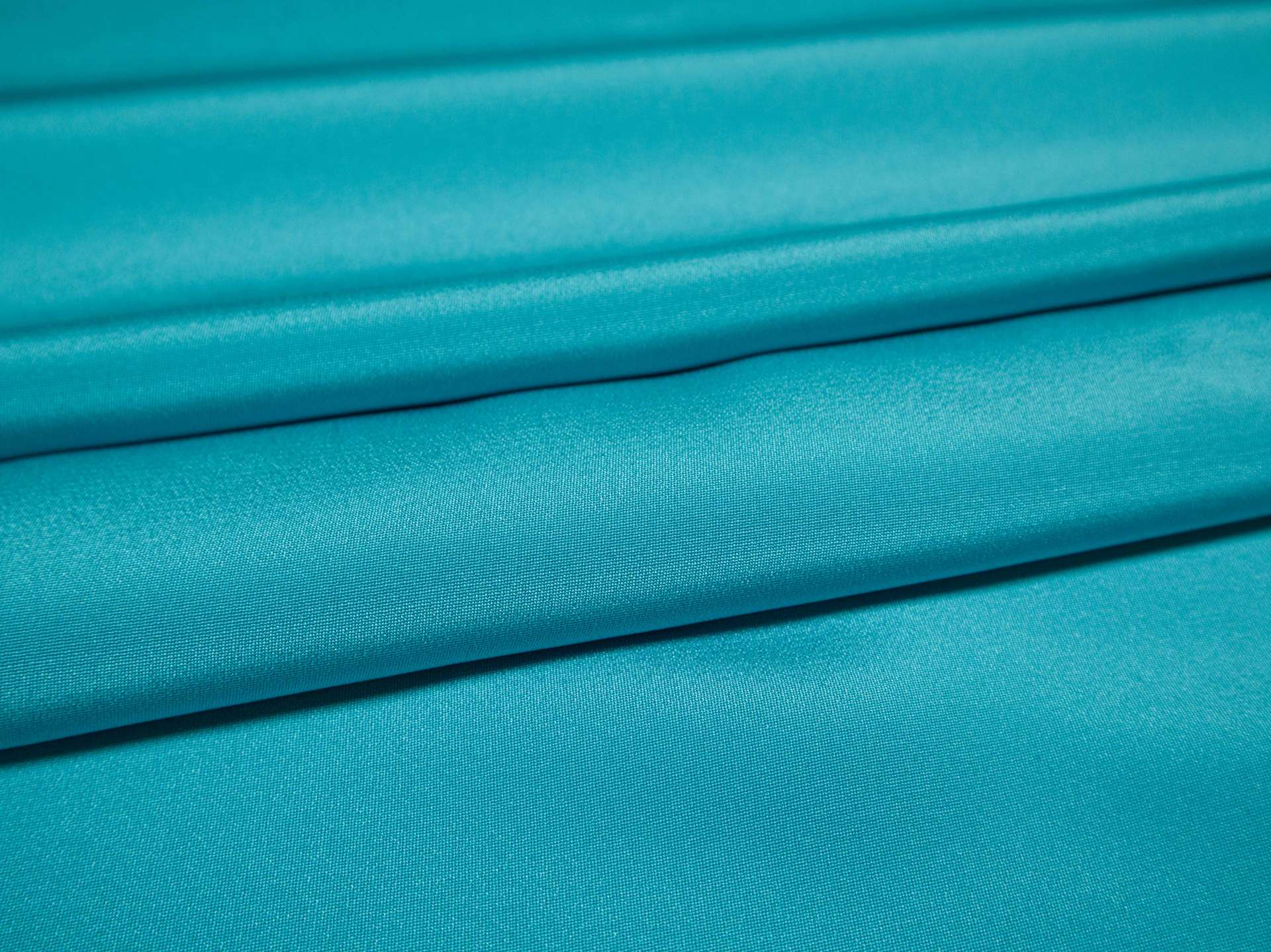 4-ply silk crepe in peacock flat