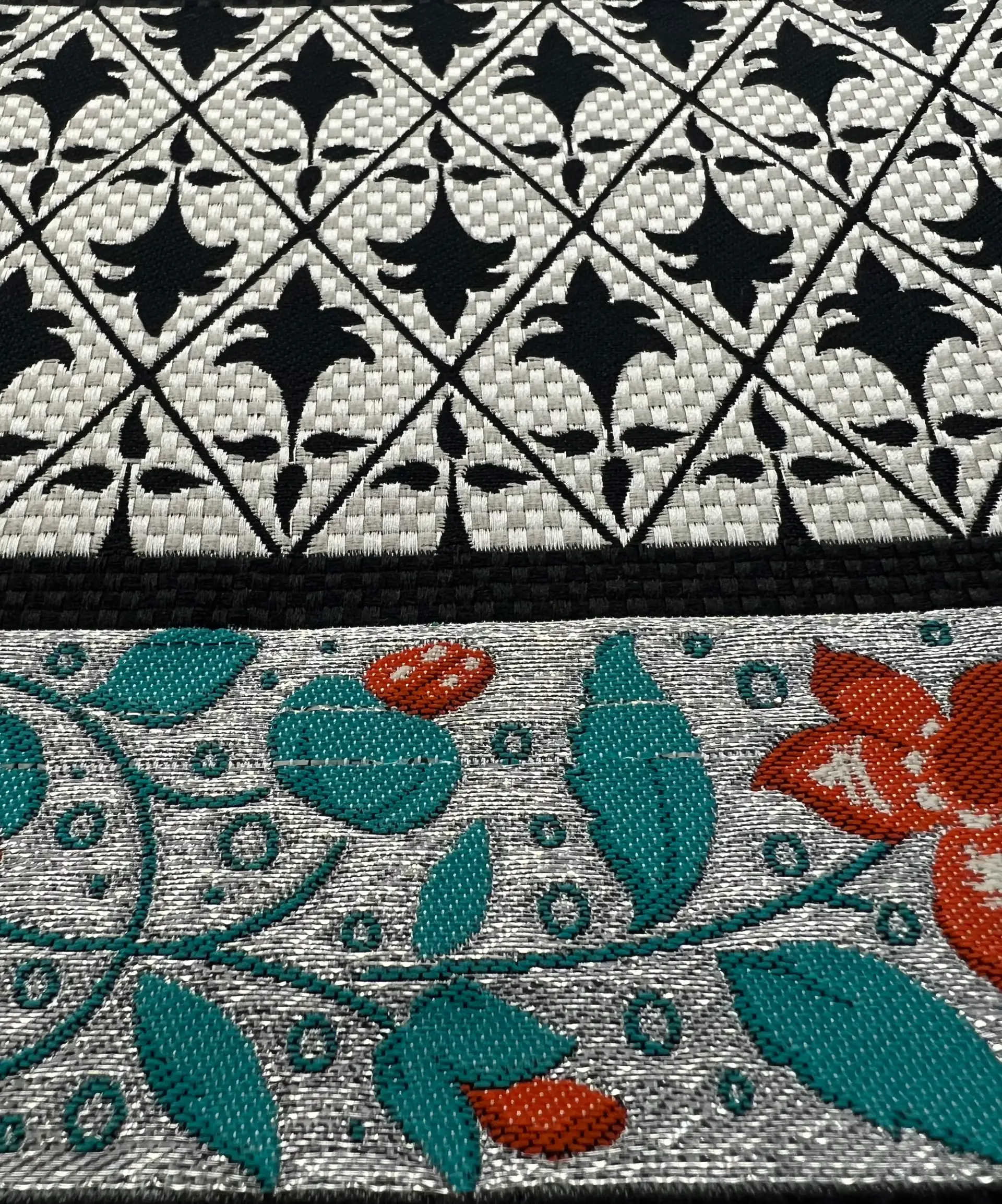 Jacquard Metallic Brocade 