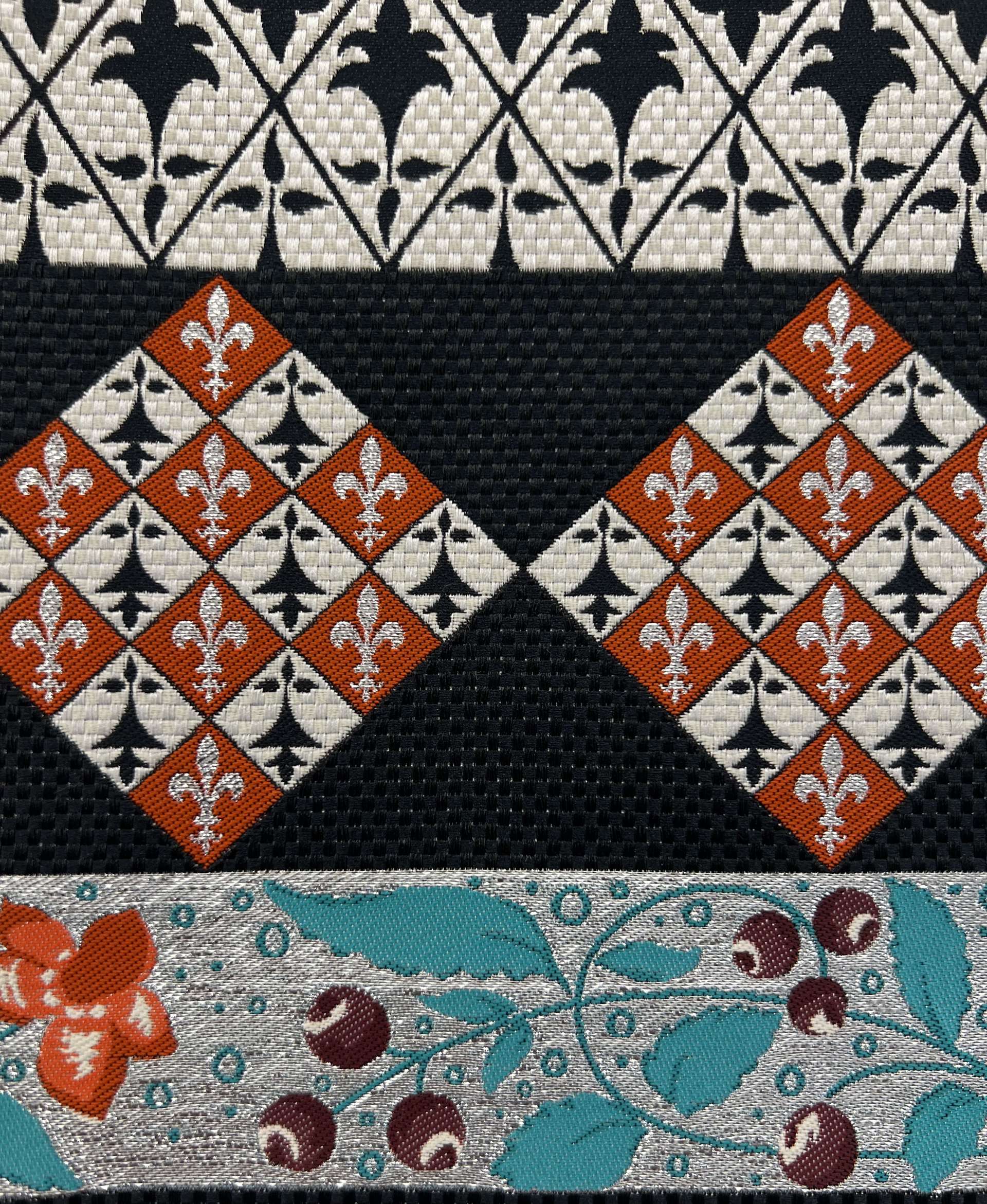 Jacquard Metallic Brocade 