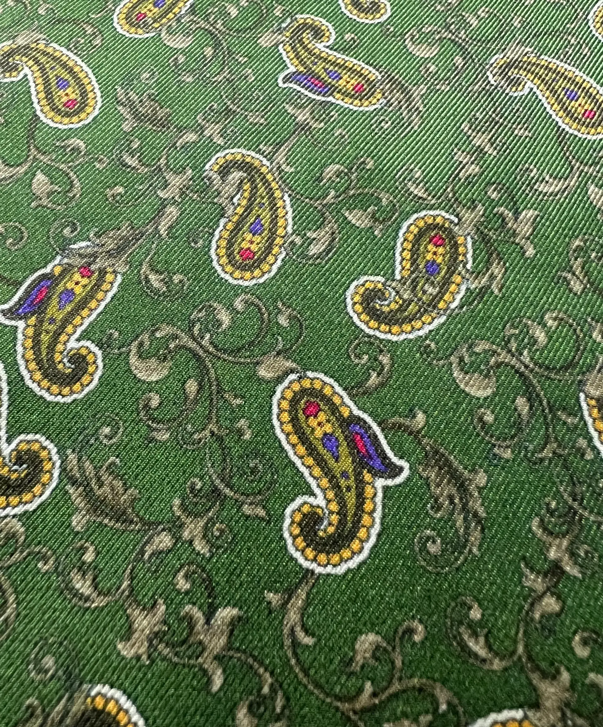 Paisley Viscose Twill Print in Green 