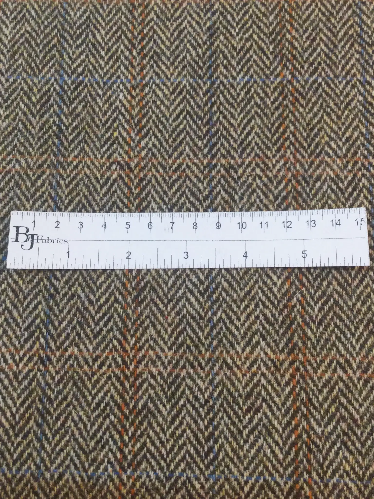 Scottish Wool Herringbone Harris Tweed in Brown