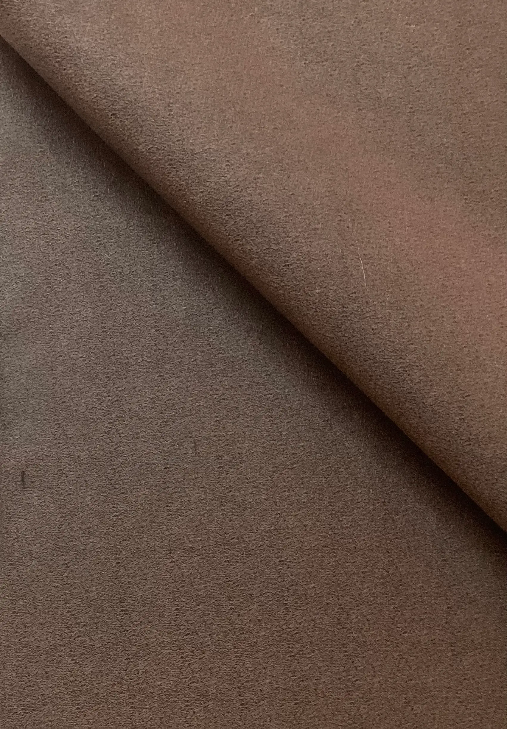 100% Silk Heather in Light Chestnut