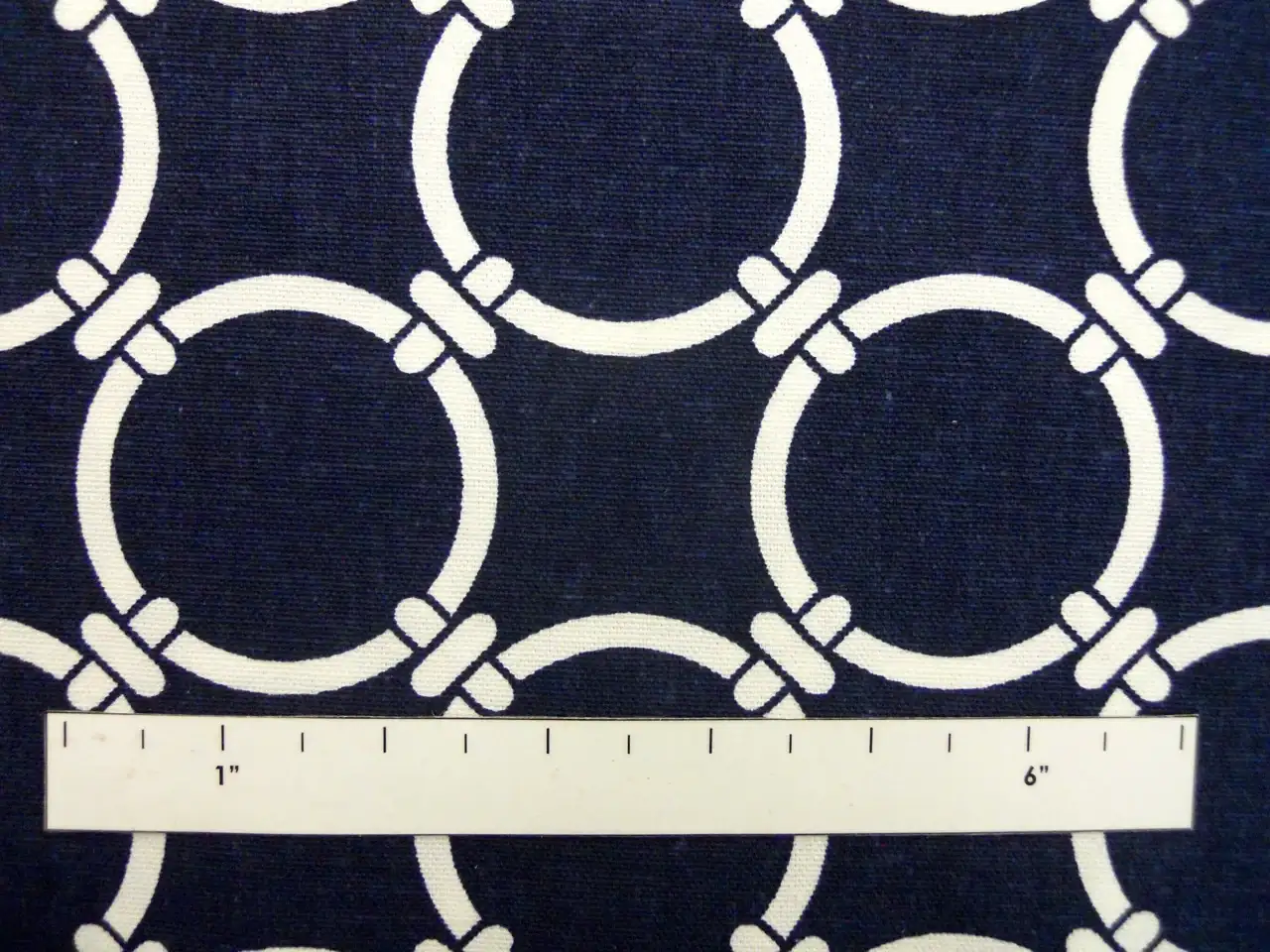 Cotton Canvas Chain Links Print1