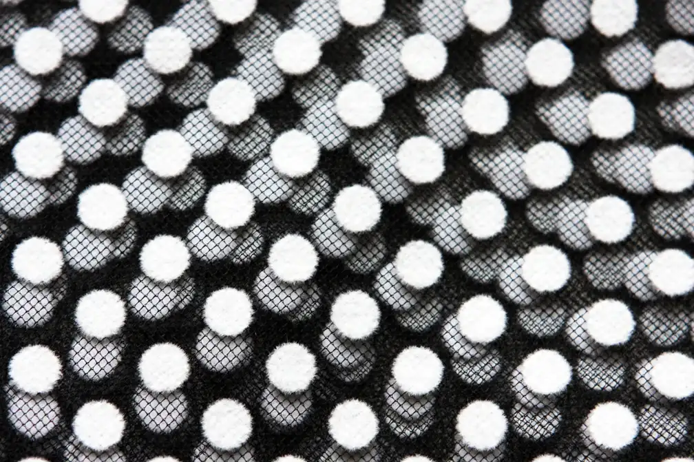 Flocking on Tulle2