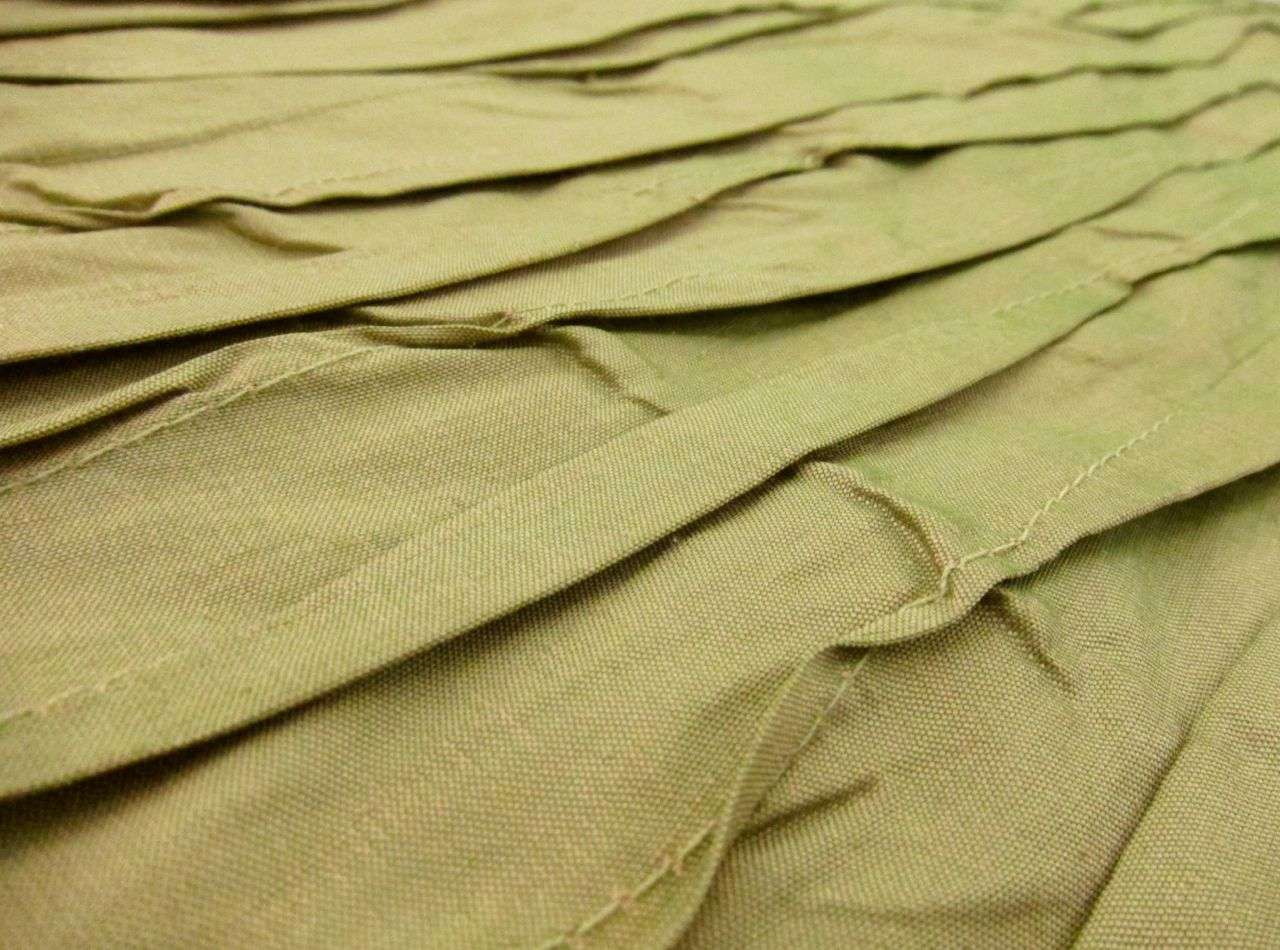 Iridescent Tucked Silk Shantung2
