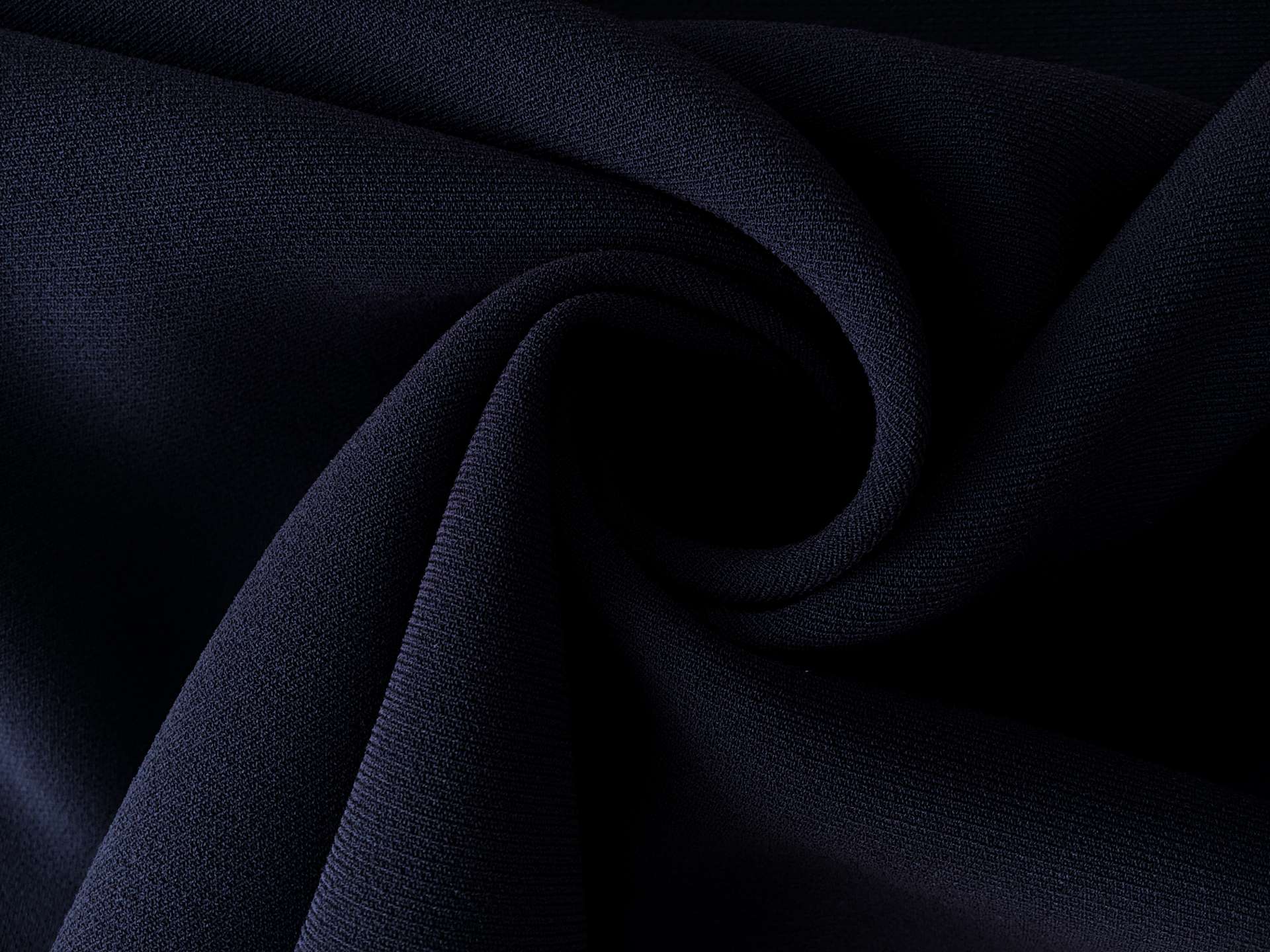 Sponge Crepe in Navy0